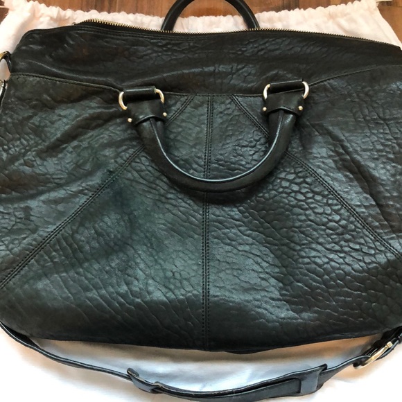 Salvatore Ferragamo should bag - Picture 7 of 8